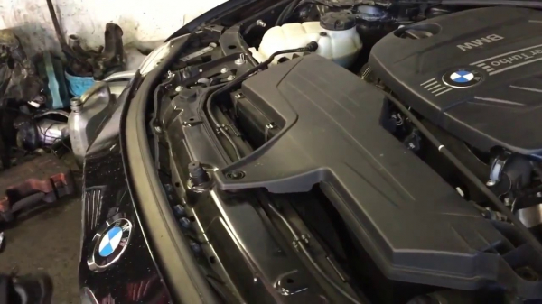 Как самостоятельно заменить масло в автоматической коробке передач BMW f30?