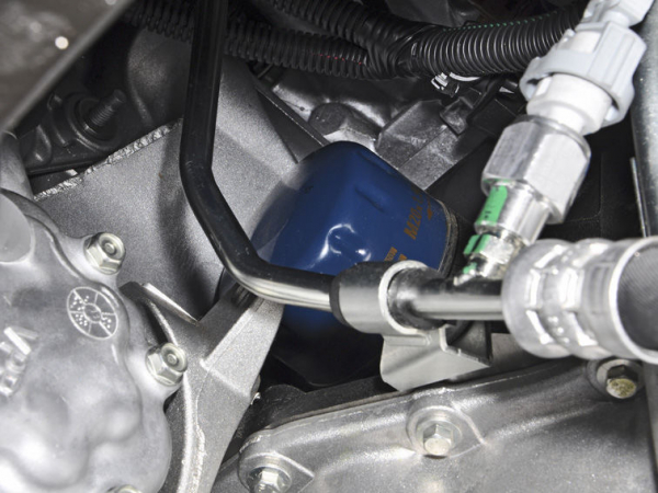 Как самостоятельно заменить масляный фильтр на автомобиле Lada LARGUS?
